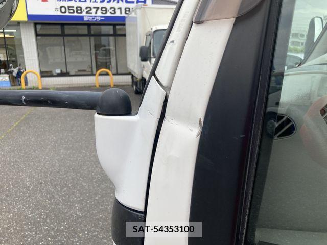 Toyota TOYOACE 2006-04 287766-17