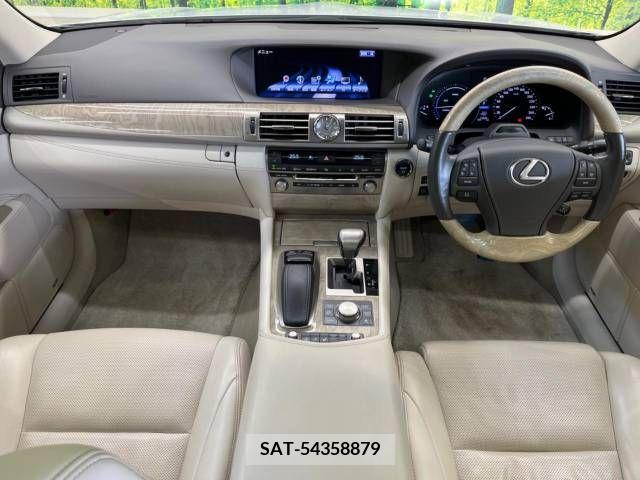 Lexus LS 2013-12 354192-1