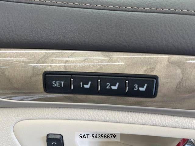 Lexus LS 2013-12 354192-9
