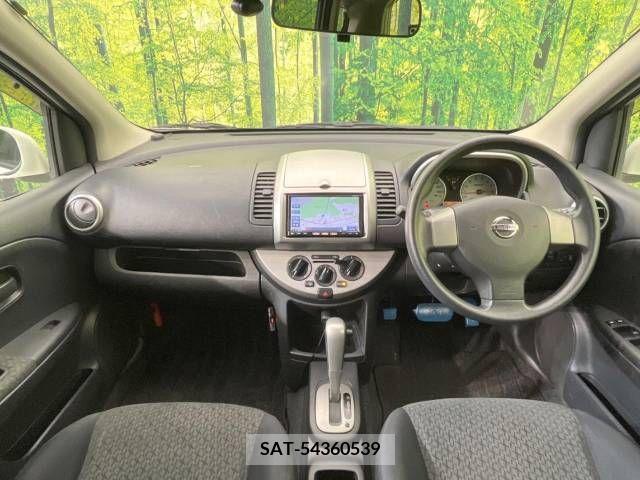 Nissan NOTE 2011-09 338471-1