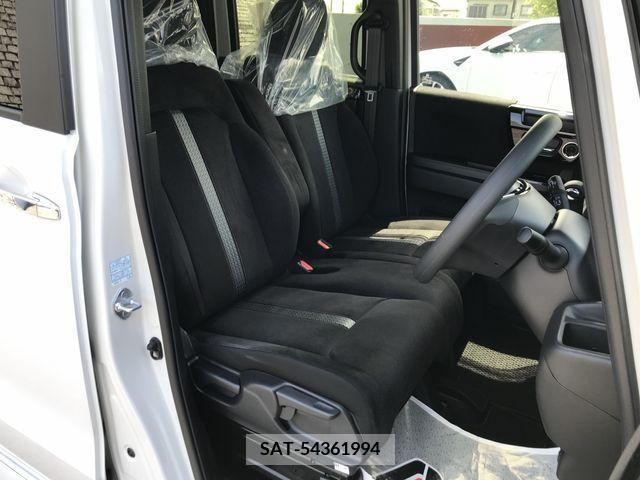 Honda N BOX CUSTOM 2022-03 278936-11