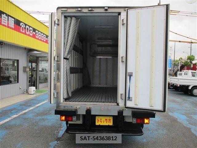 Hino DUTRO 2015-03 320415-6