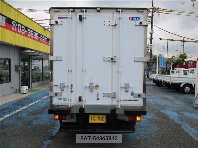 Hino DUTRO 2015-03 320415-4