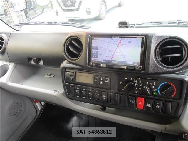 Hino DUTRO 2015-03 320415-10
