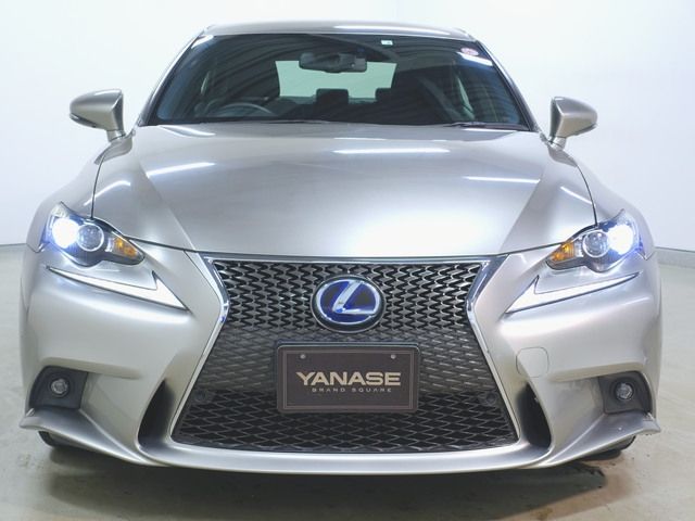 Lexus IS 2014-04 10679-0