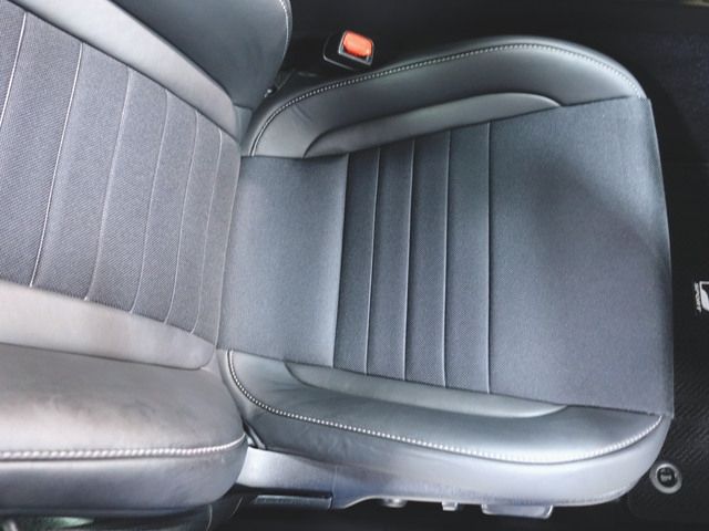 Lexus IS 2014-04 10679-20