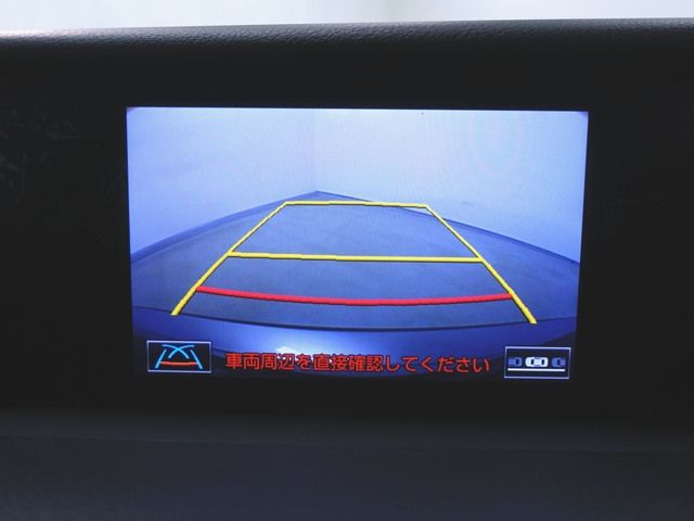 Lexus IS 2014-04 10679-28