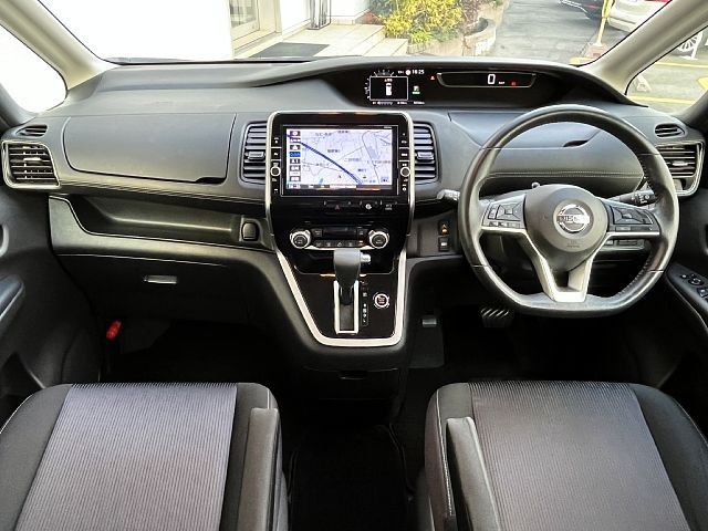 Nissan SERENA 2018-12 185745-1
