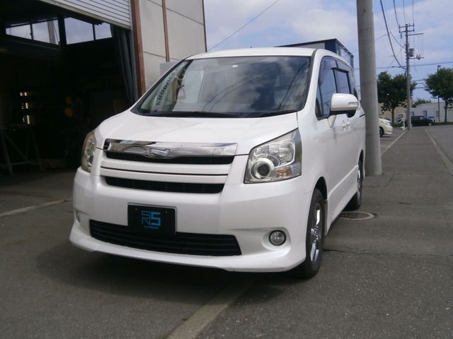 Toyota NOAH 2008-03 5758-2