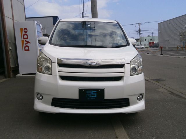 Toyota NOAH 2008-03 5758-1