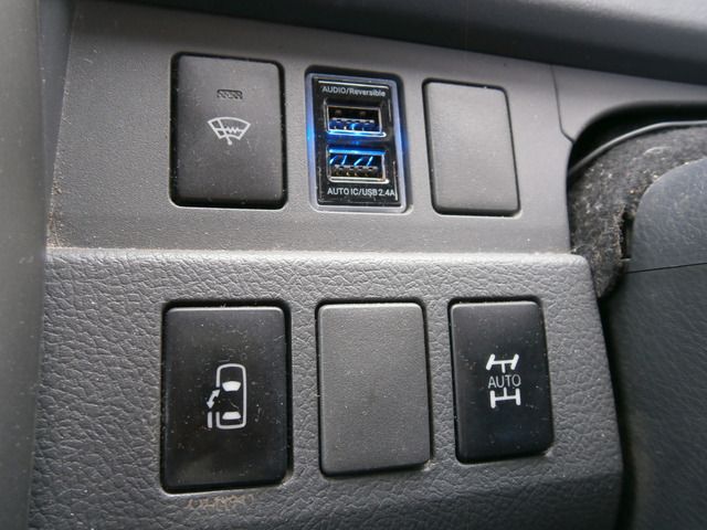 Toyota NOAH 2008-03 5758-15