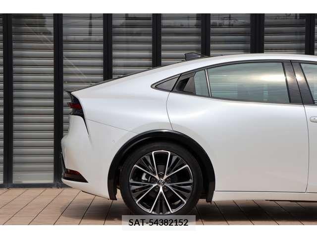 Toyota PRIUS 2023-06 378805-8