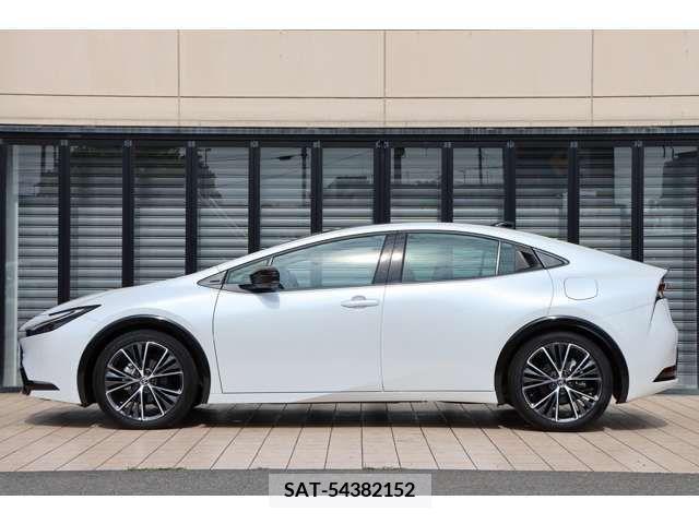 Toyota PRIUS 2023-06 378805-12