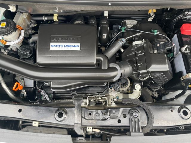 Honda N BOX 2018-10 7445-6