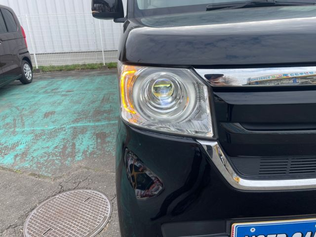 Honda N BOX 2018-10 7445-4