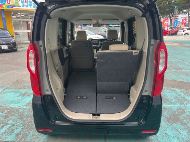 Honda N BOX 2018-10 7445-11
