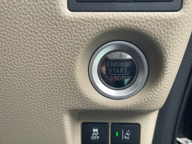 Honda N BOX 2018-10 7445-19