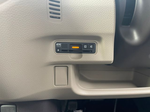 Honda N BOX 2018-10 7445-28