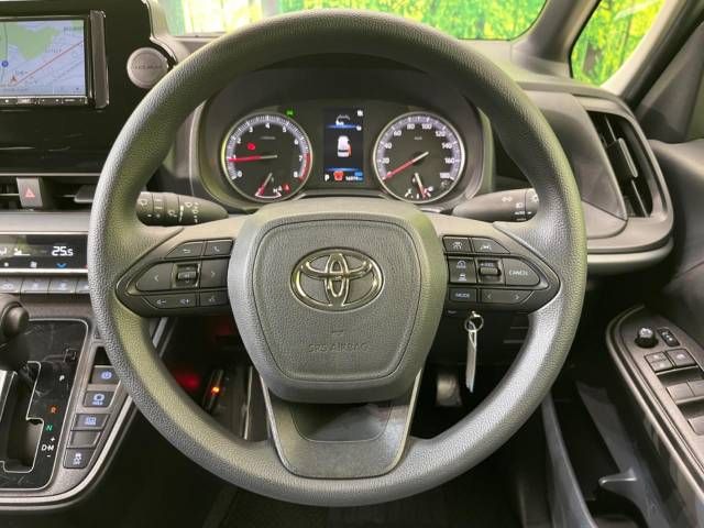 Toyota NOAH 2023-04 194312-12
