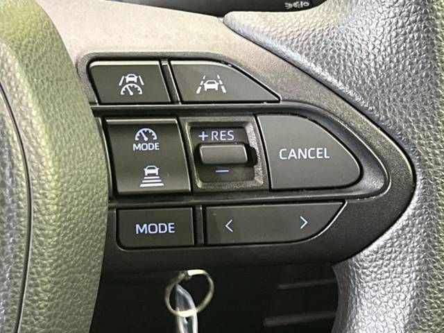 Toyota NOAH 2023-04 194312-5