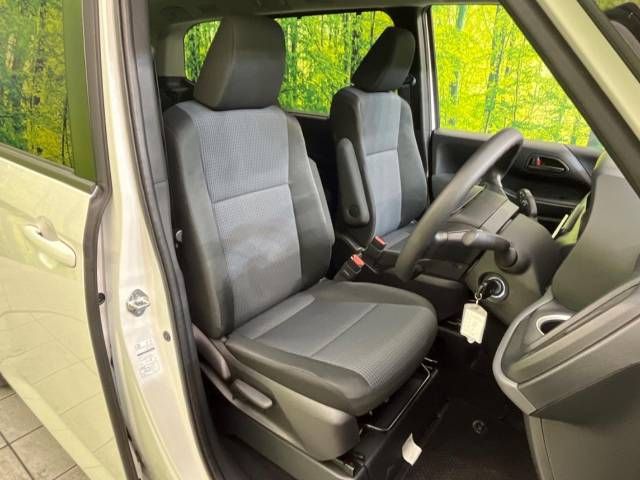 Toyota NOAH 2023-04 194312-8