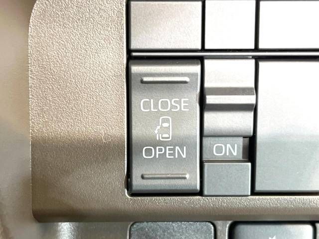 Toyota ROOMY 2023-05 27122-3