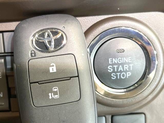 Toyota ROOMY 2023-05 27122-7