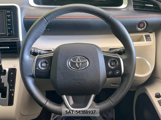 Toyota SIENTA 2016-02 368208-11