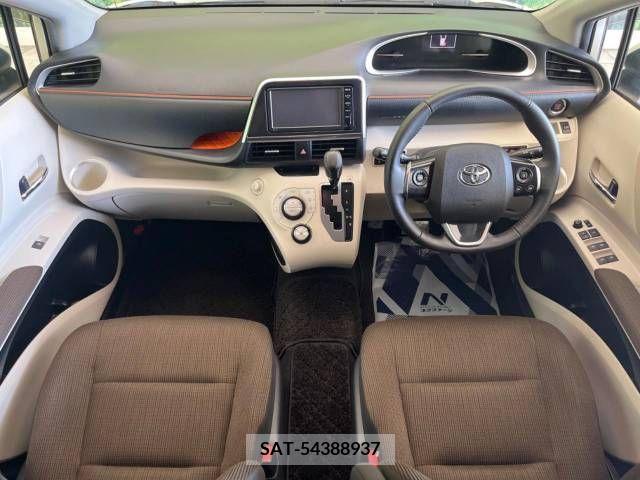Toyota SIENTA 2016-02 368208-1