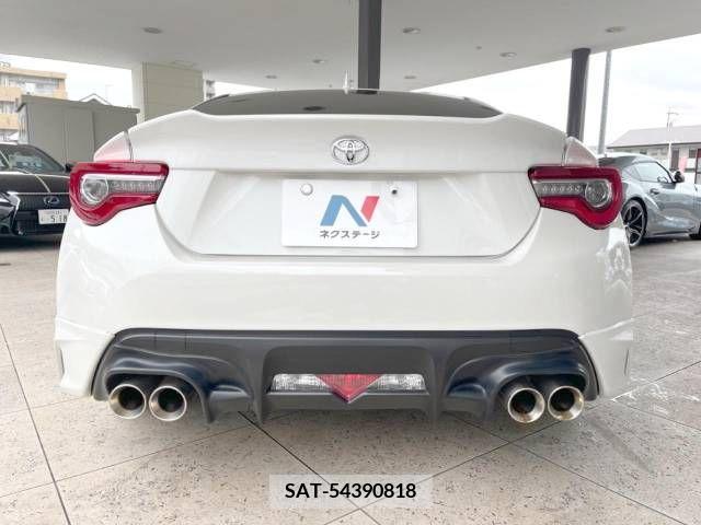 Toyota 86 2016-11 341141-16