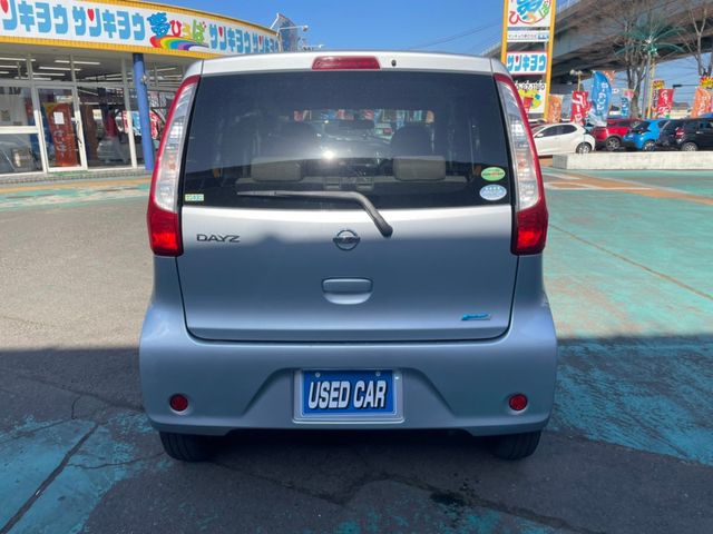 Nissan DAYZ 2013-12 4497-8