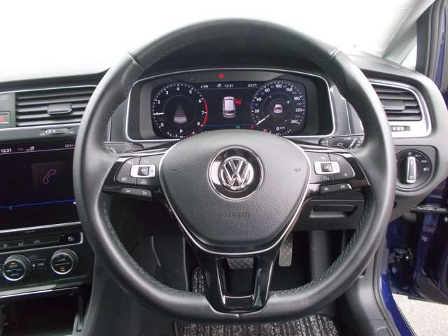 VolksWagen GOLF 2018-06 6553-9