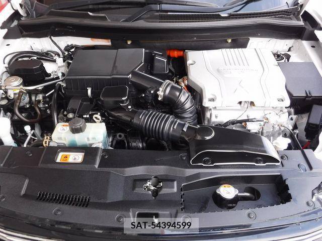 Mitsubishi OUTLANDER PHEV 2013-11 281130-19