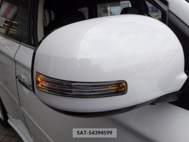 Mitsubishi OUTLANDER PHEV 2013-11 281130-4