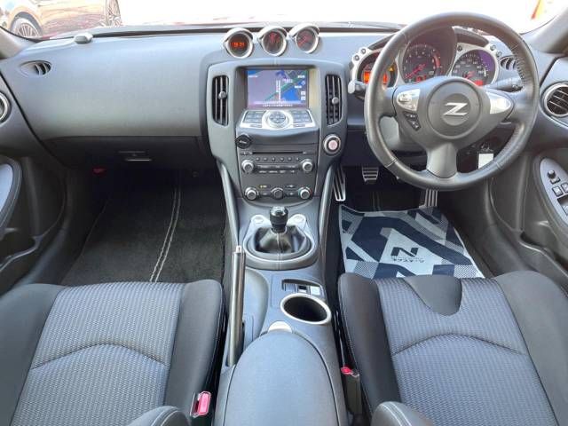 Nissan FAIRLADY Z 2021-07 27778-1