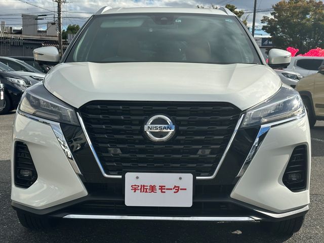 Nissan KICKS 2020-09 19819-19