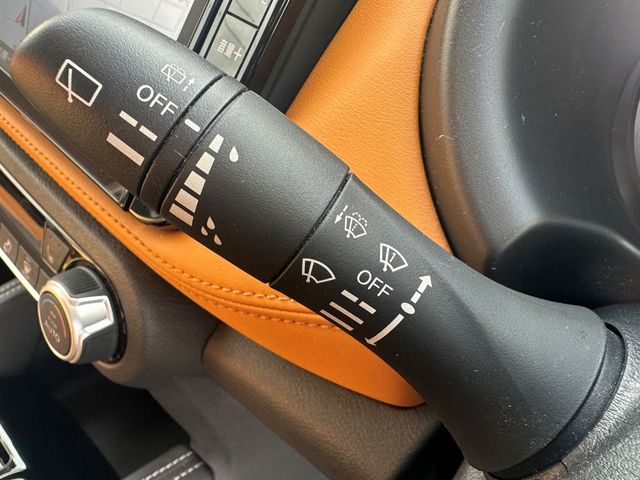 Nissan KICKS 2020-09 19819-8
