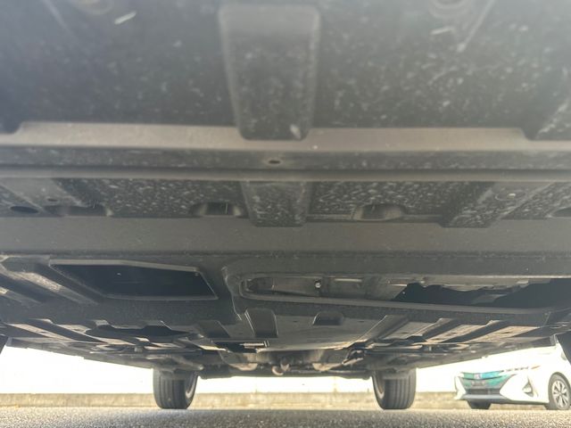 Nissan KICKS 2020-09 19819-26