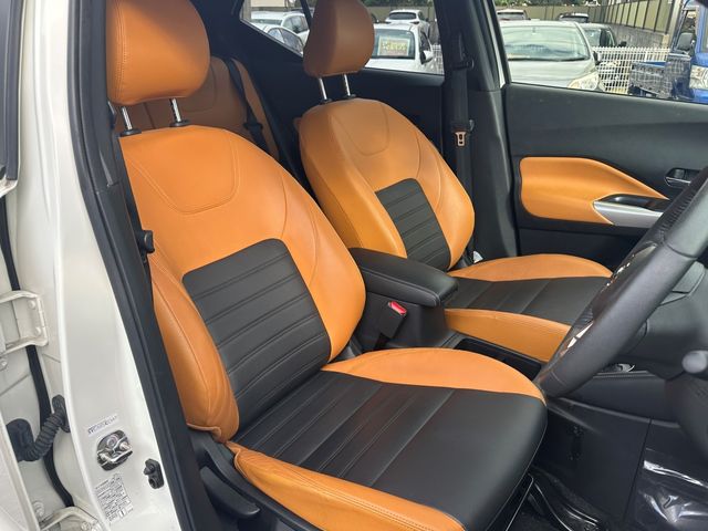 Nissan KICKS 2020-09 19819-15