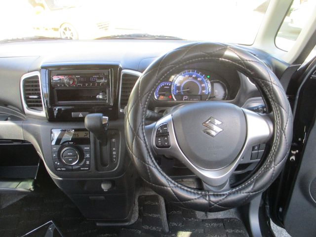 Suzuki SPACIA 2015-12 19040-4