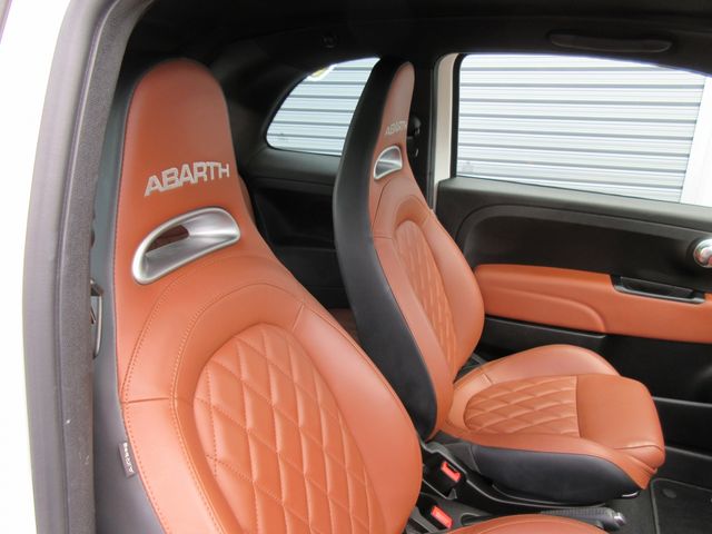 Abarth 595 2021-10 183555-22