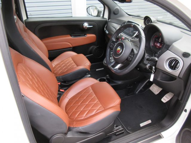 Abarth 595 2021-10 183555-19