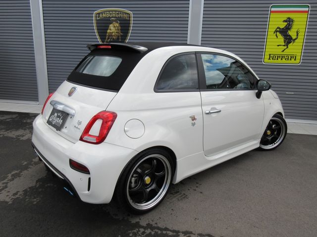 Abarth 595 2021-10 183555-12