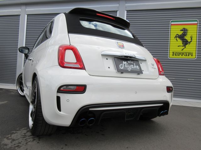 Abarth 595 2021-10 183555-11