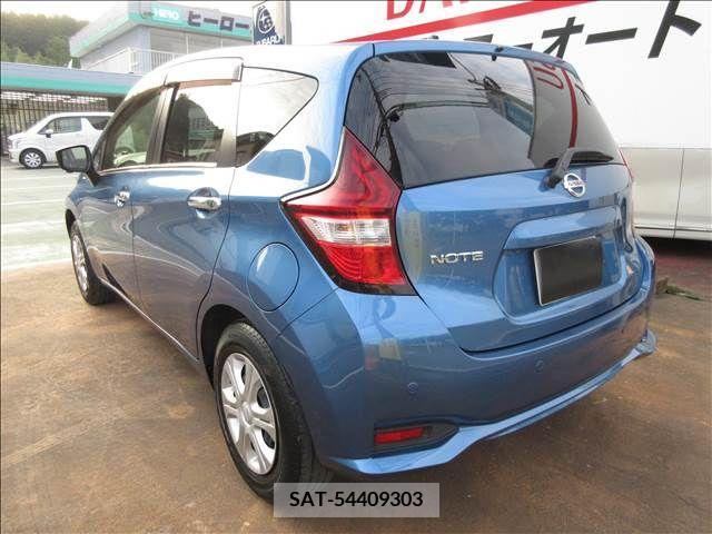 Nissan NOTE 2017-04 207190-1