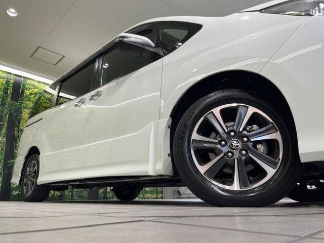 Toyota NOAH 2019-03 14182-13