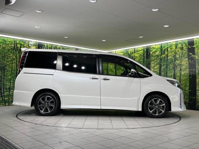 Toyota NOAH 2019-03 14182-16
