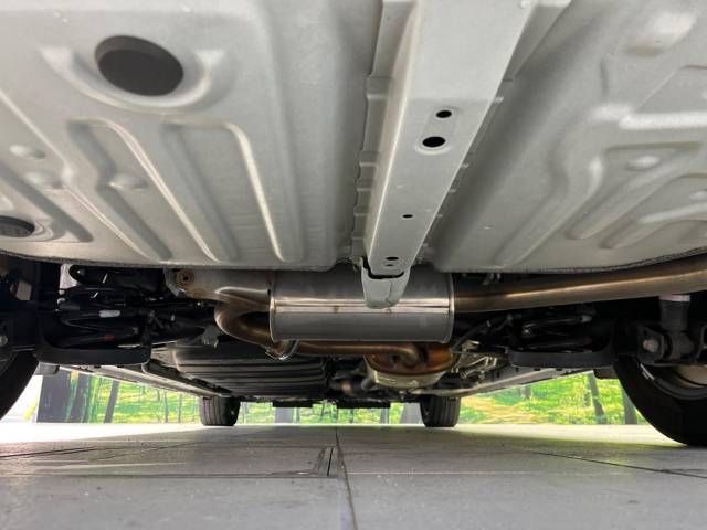 Toyota NOAH 2019-03 14182-19