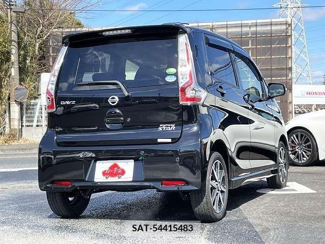 Nissan DAYZ 2018-10 212233-2
