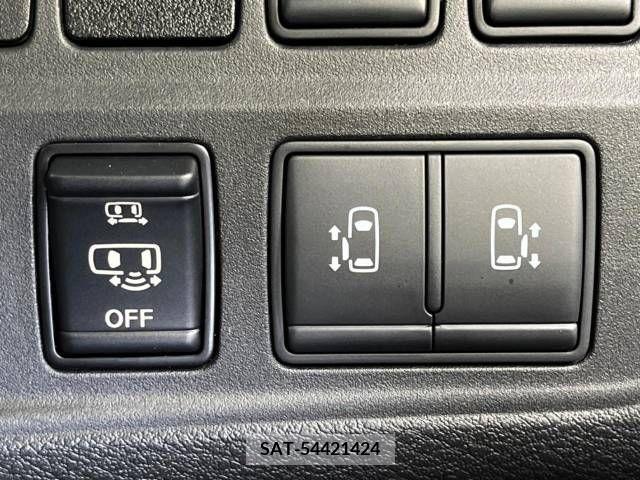 Nissan SERENA 2019-02 324991-7